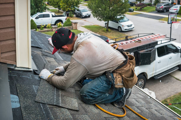 Professional Flat Roof Repair technician working in Matteson, IL